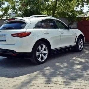 Infiniti QX70 13-17 - prahy Cenový Hit